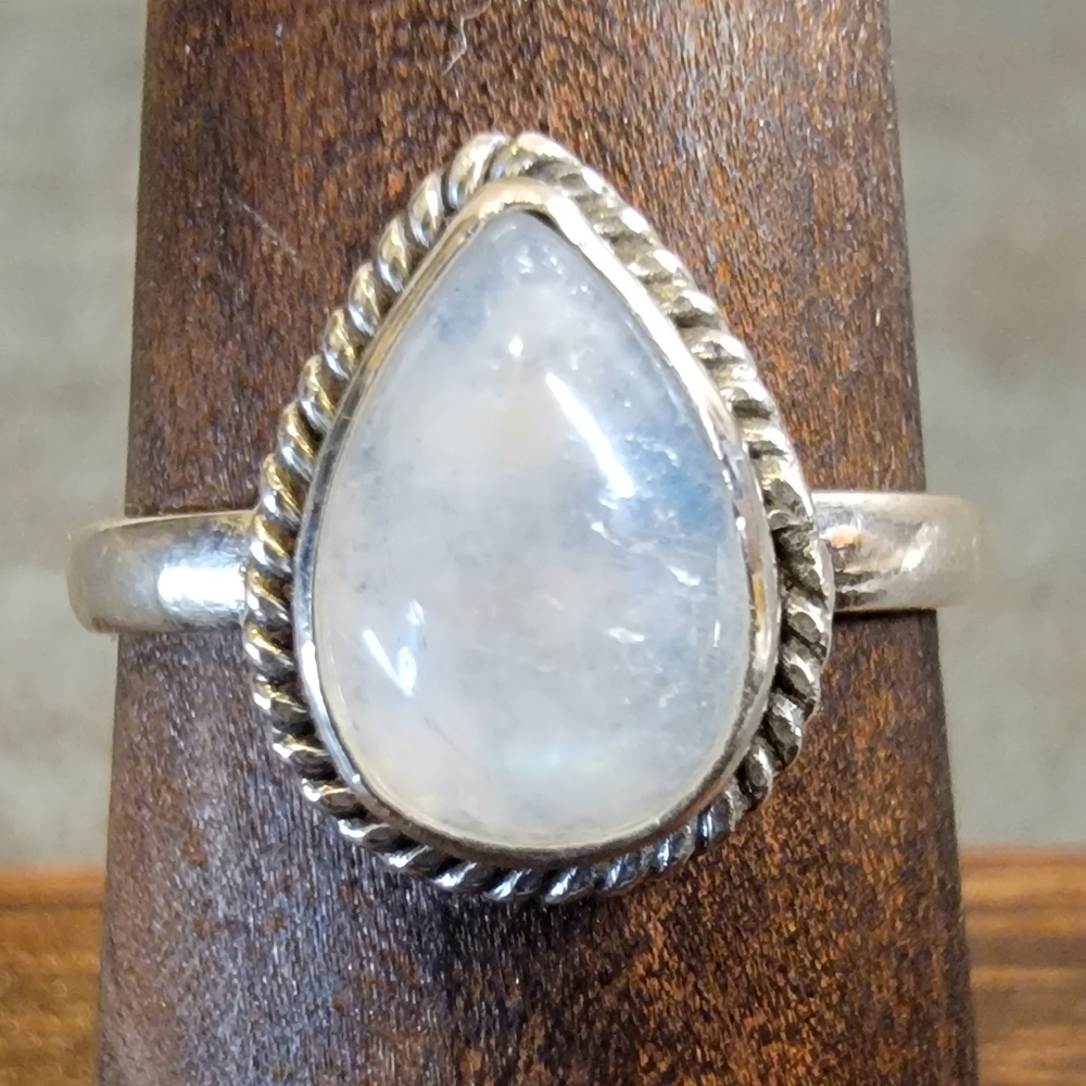 Vintage Silver Teardrop Ring